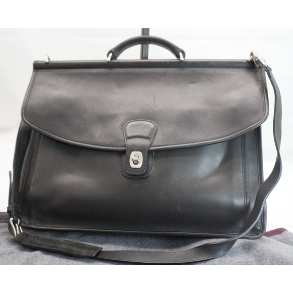 Vintage Coach 5266 Beekman Black Leather Messenger Bag Fits 15" Laptop MSRP $398 - Picture 1 of 9